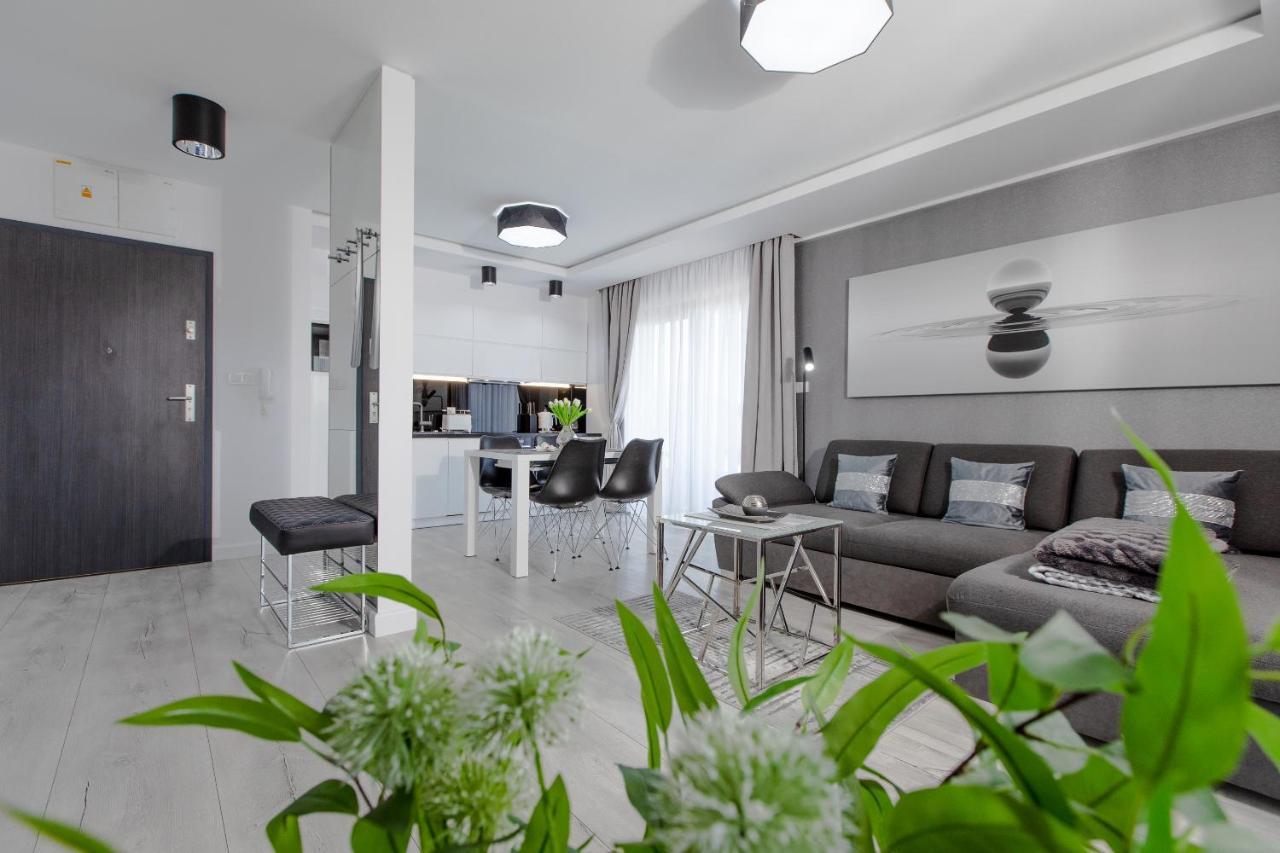 Apartament Linia Komfortu Gardenia Dziwnow Z Widokiem Na Morze Epapartamenty Buitenkant foto