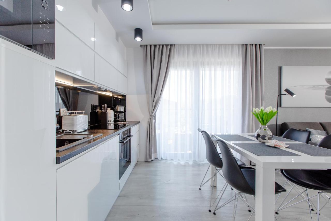 Apartament Linia Komfortu Gardenia Dziwnow Z Widokiem Na Morze Epapartamenty Buitenkant foto