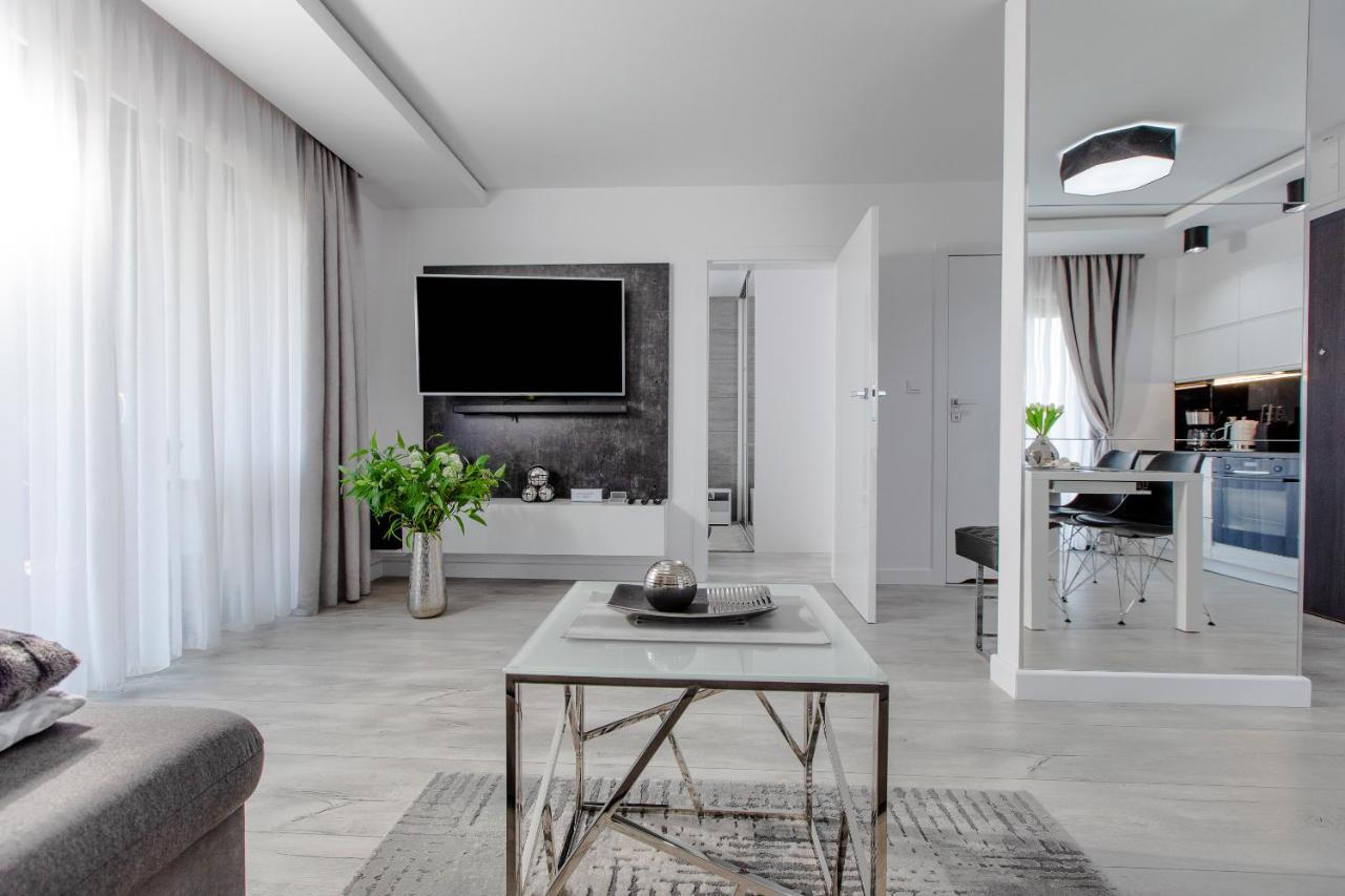 Apartament Linia Komfortu Gardenia Dziwnow Z Widokiem Na Morze Epapartamenty Buitenkant foto