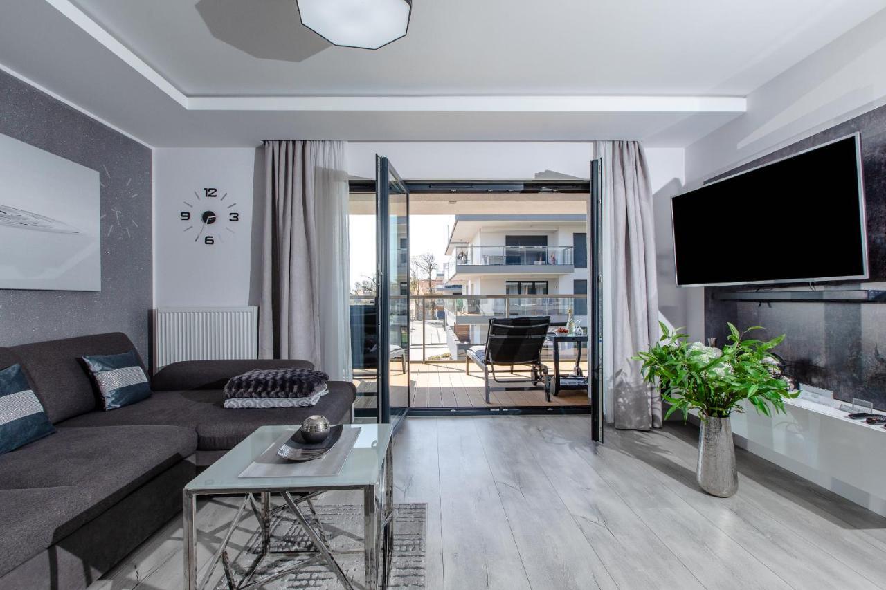 Apartament Linia Komfortu Gardenia Dziwnow Z Widokiem Na Morze Epapartamenty Buitenkant foto