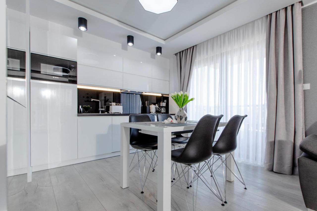 Apartament Linia Komfortu Gardenia Dziwnow Z Widokiem Na Morze Epapartamenty Buitenkant foto