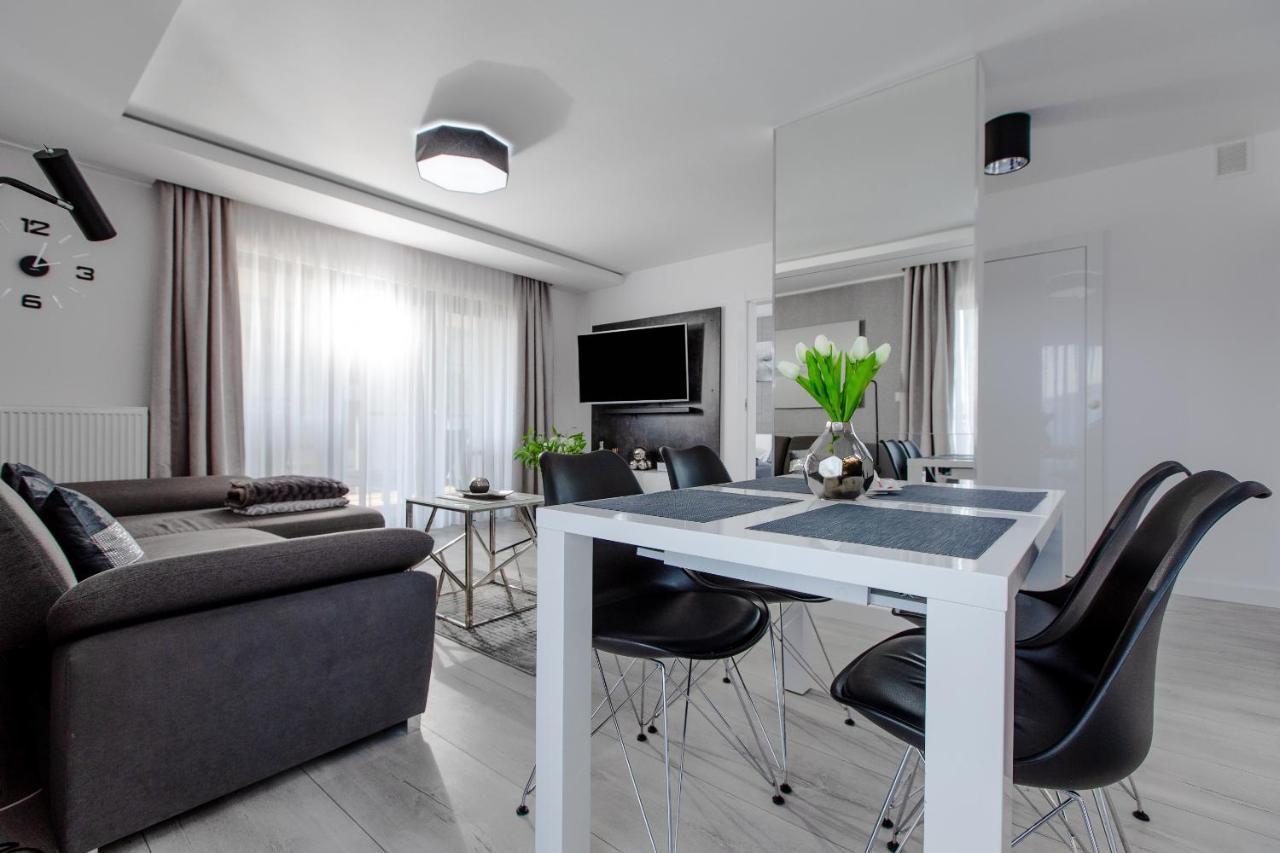 Apartament Linia Komfortu Gardenia Dziwnow Z Widokiem Na Morze Epapartamenty Buitenkant foto